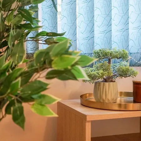 Apartamento Comfortable 2br Urban Getaway In Center By Flat Mаnager