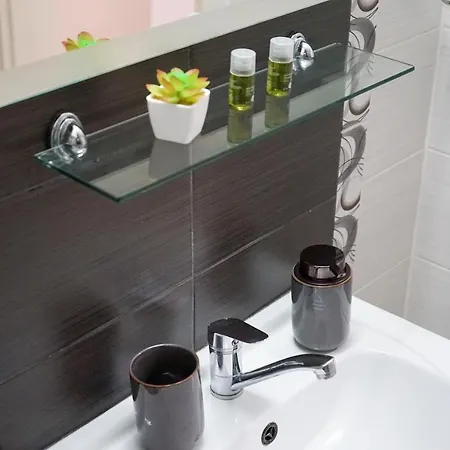 Comfortable 2br Urban Getaway In Center By Flat Mаnager Apartamento *