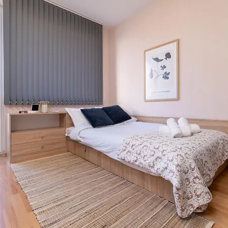 Comfortable 2br Urban Getaway In Center By Flat Mаnager Plovdiv