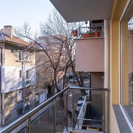 Apartamento Comfortable 2br Urban Getaway In Center By Flat Mаnager Plovdiv