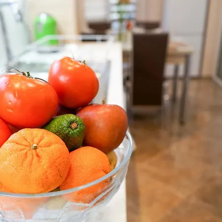 Comfortable 2br Urban Getaway In Center プロヴディフ
