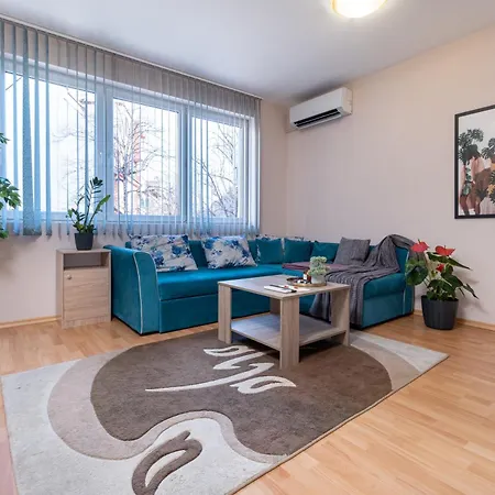 アパート Comfortable 2br Urban Getaway In Center *