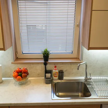 아파트 Comfortable 2br Urban Getaway In Center By Flat Mаnager